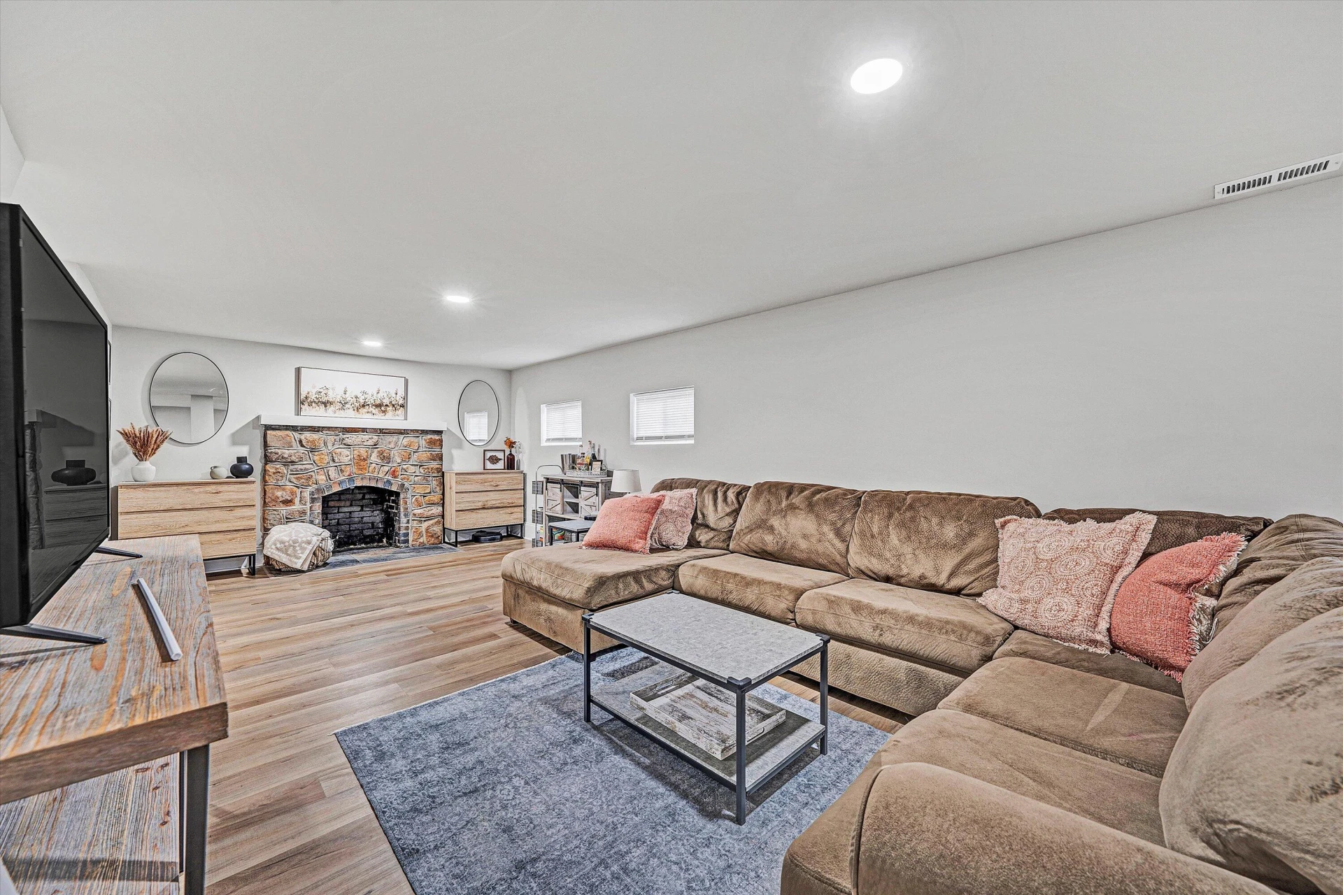 2232 Mount Regis DR - Photo 36