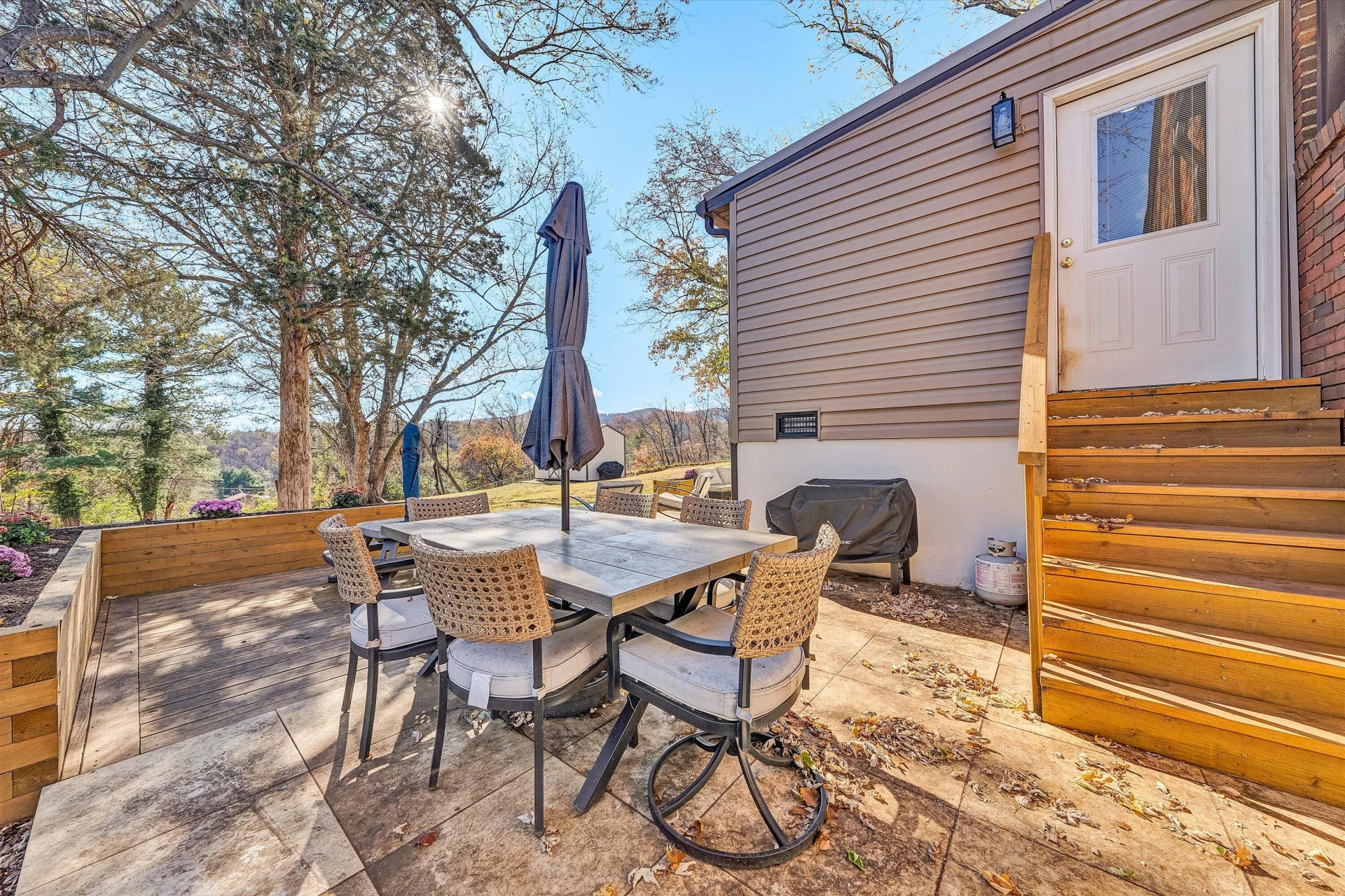 2232 Mount Regis DR - Photo 45