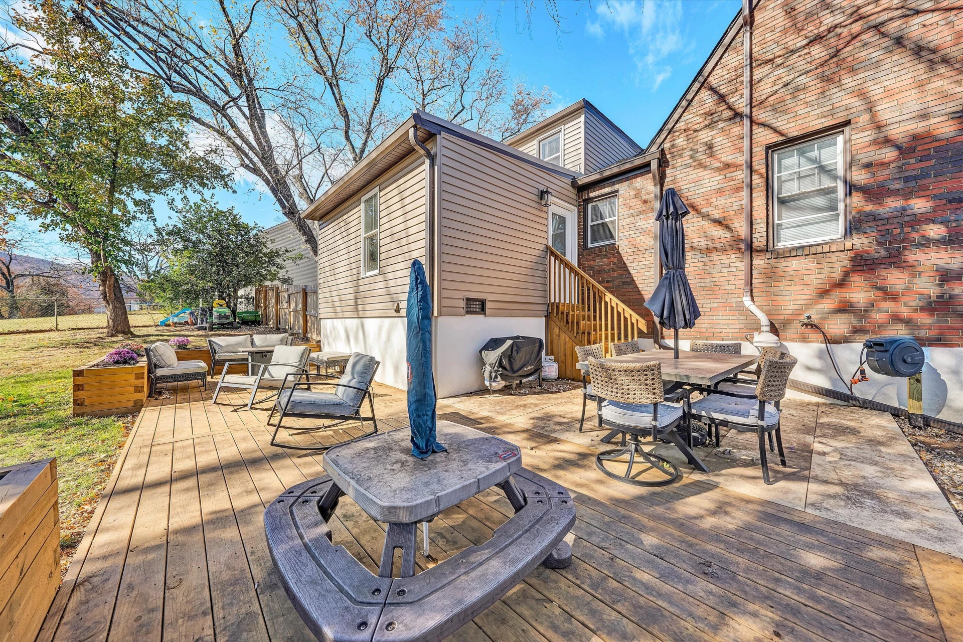 2232 Mount Regis DR - Photo 46