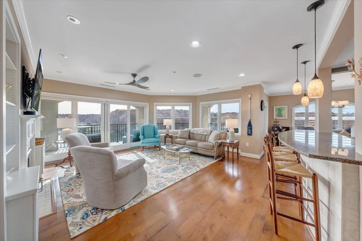 100 Bridgewater Pointe PL #601 - Photo 3