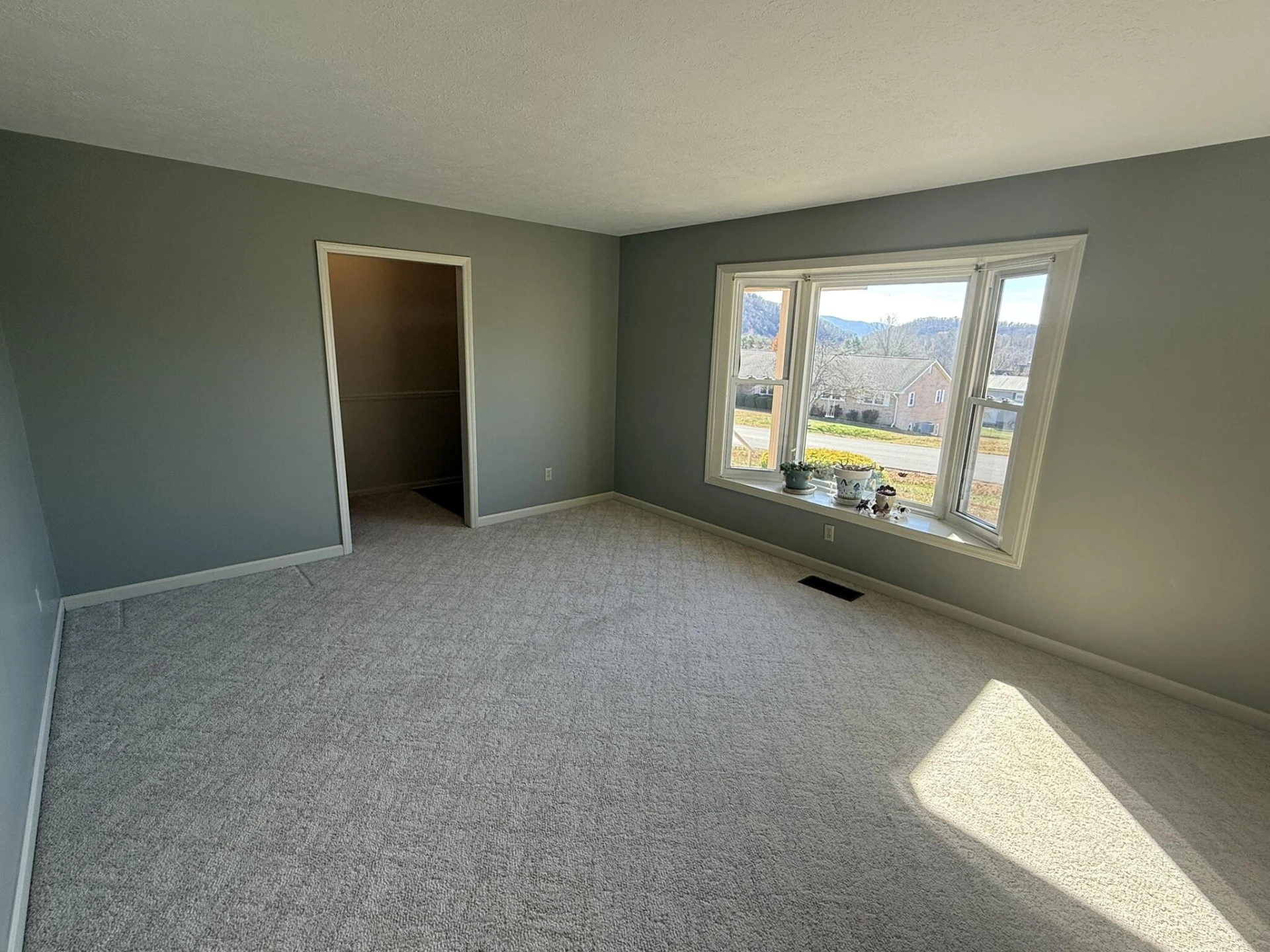 200 Sherry May ST - Photo 14