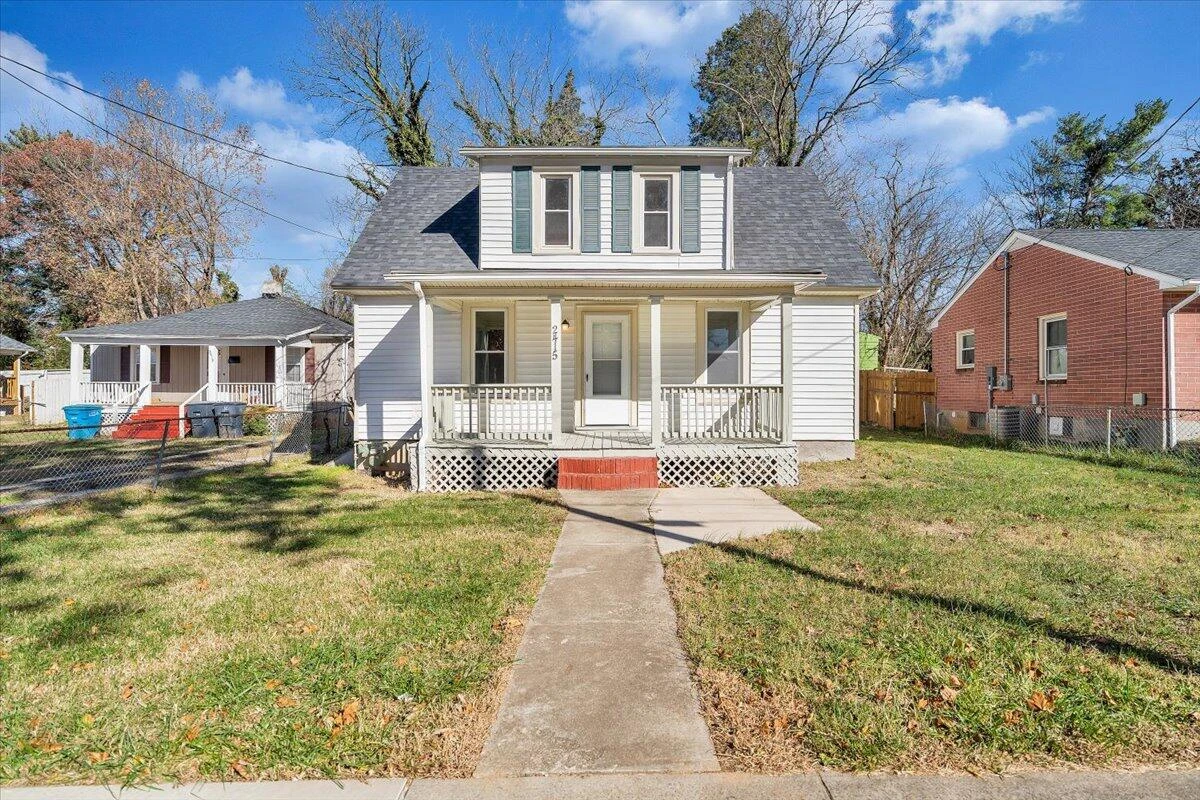 2415 Delaware AVE NW - Photo 35