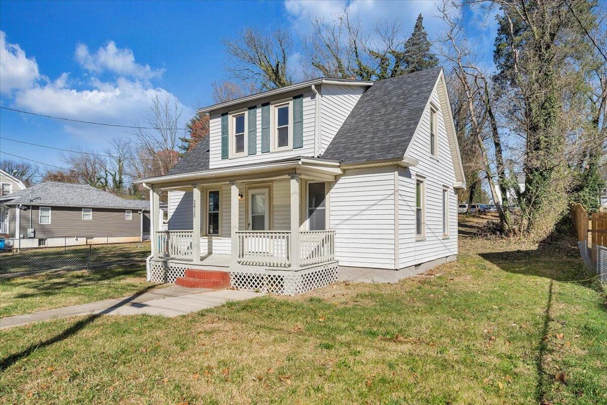 2415 Delaware AVE NW - Photo 36