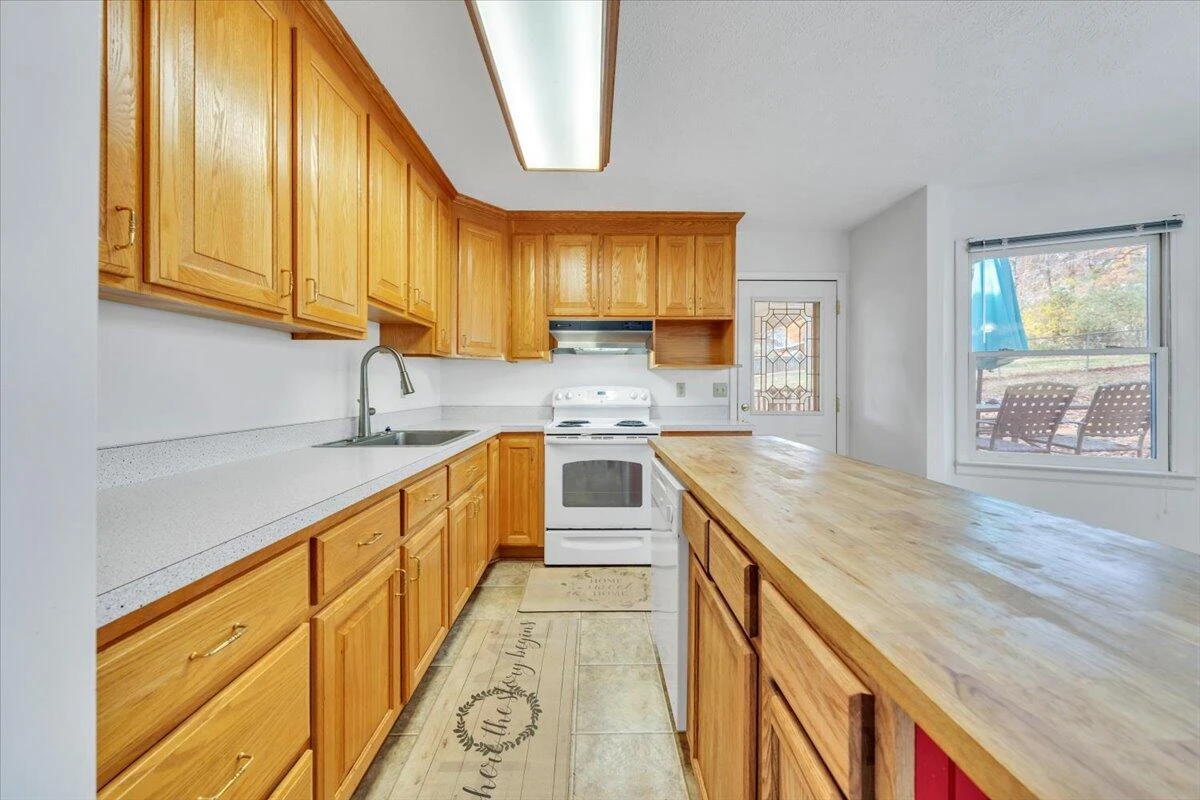 1127 Smith ST - Photo 12
