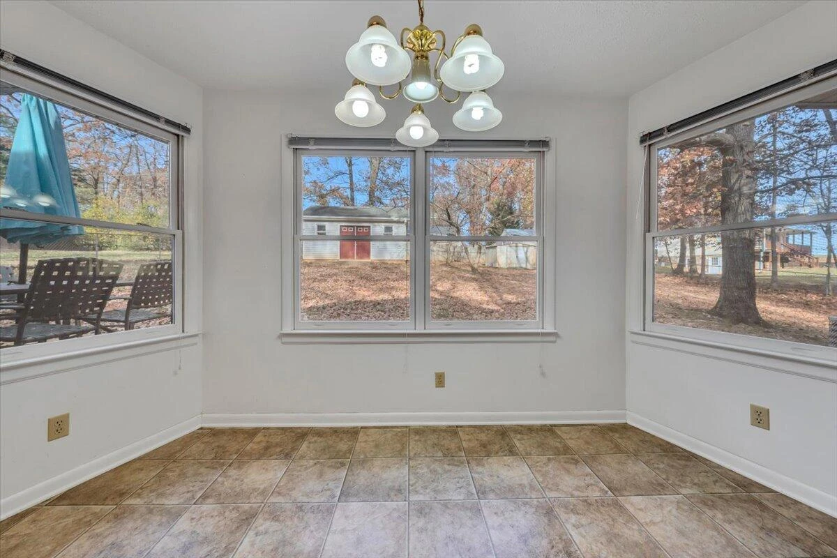 1127 Smith ST - Photo 14