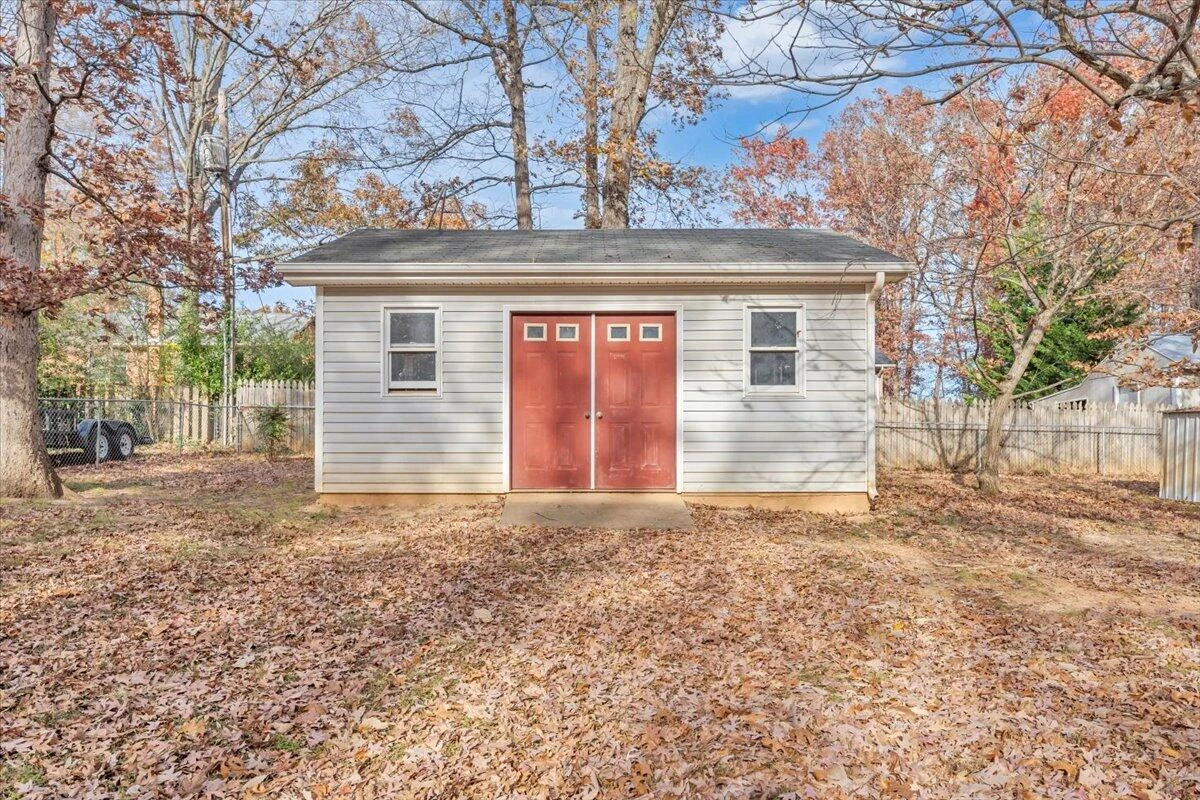 1127 Smith ST - Photo 28