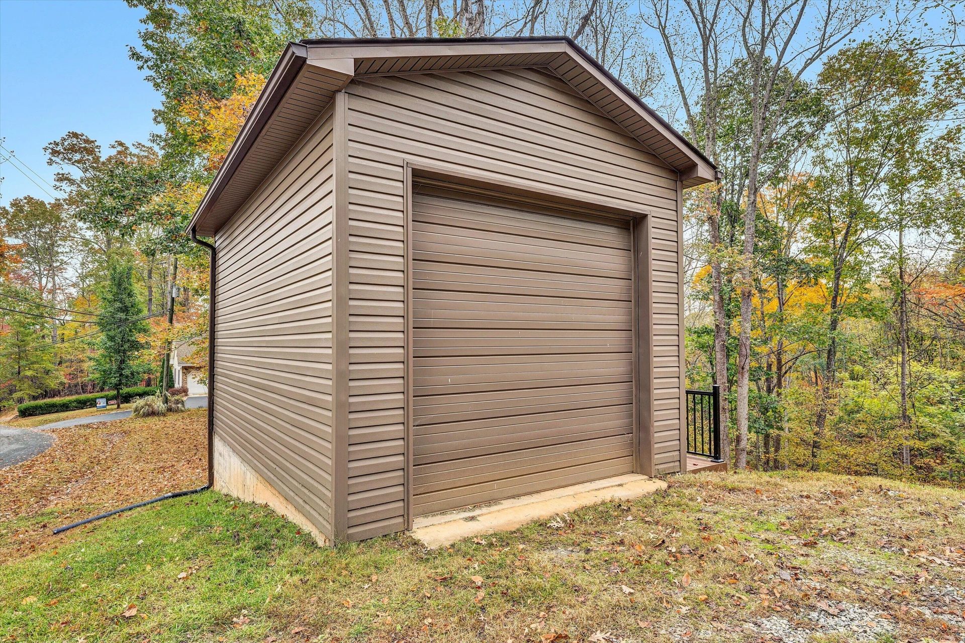 94 Lakecrest DR - Photo 39