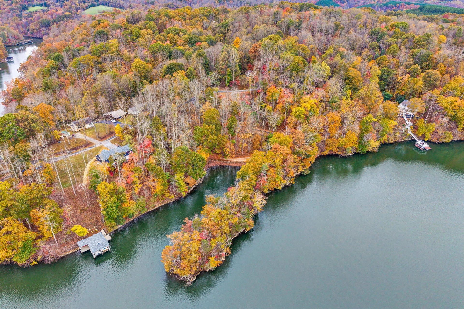 94 Lakecrest DR - Photo 80