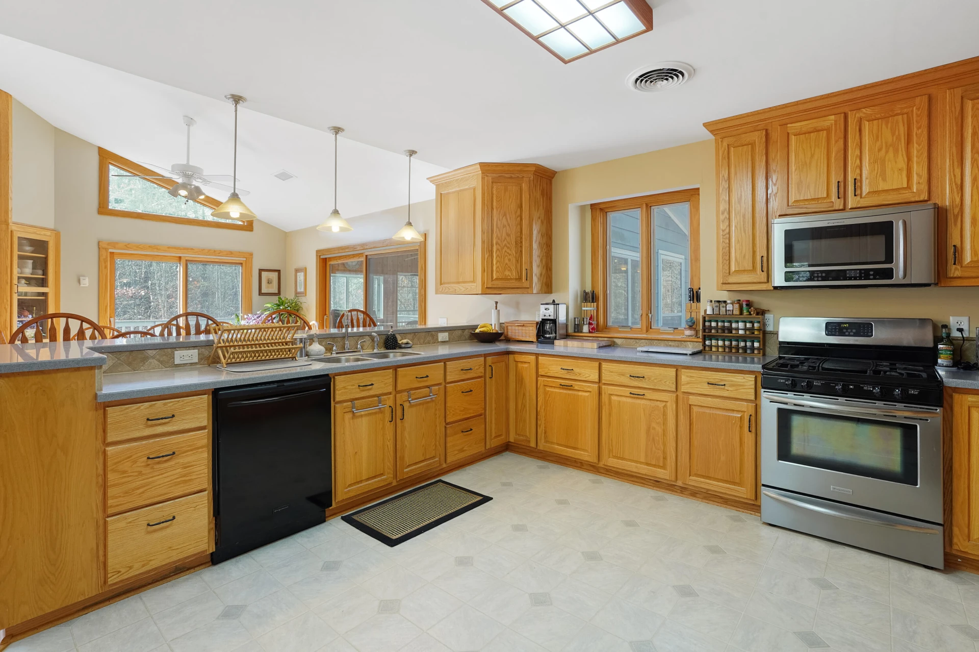 229 Pine Valley DR - Photo 13
