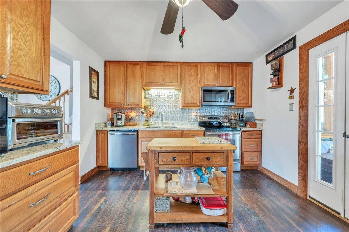 3745 Hummingbird LN - Photo 16