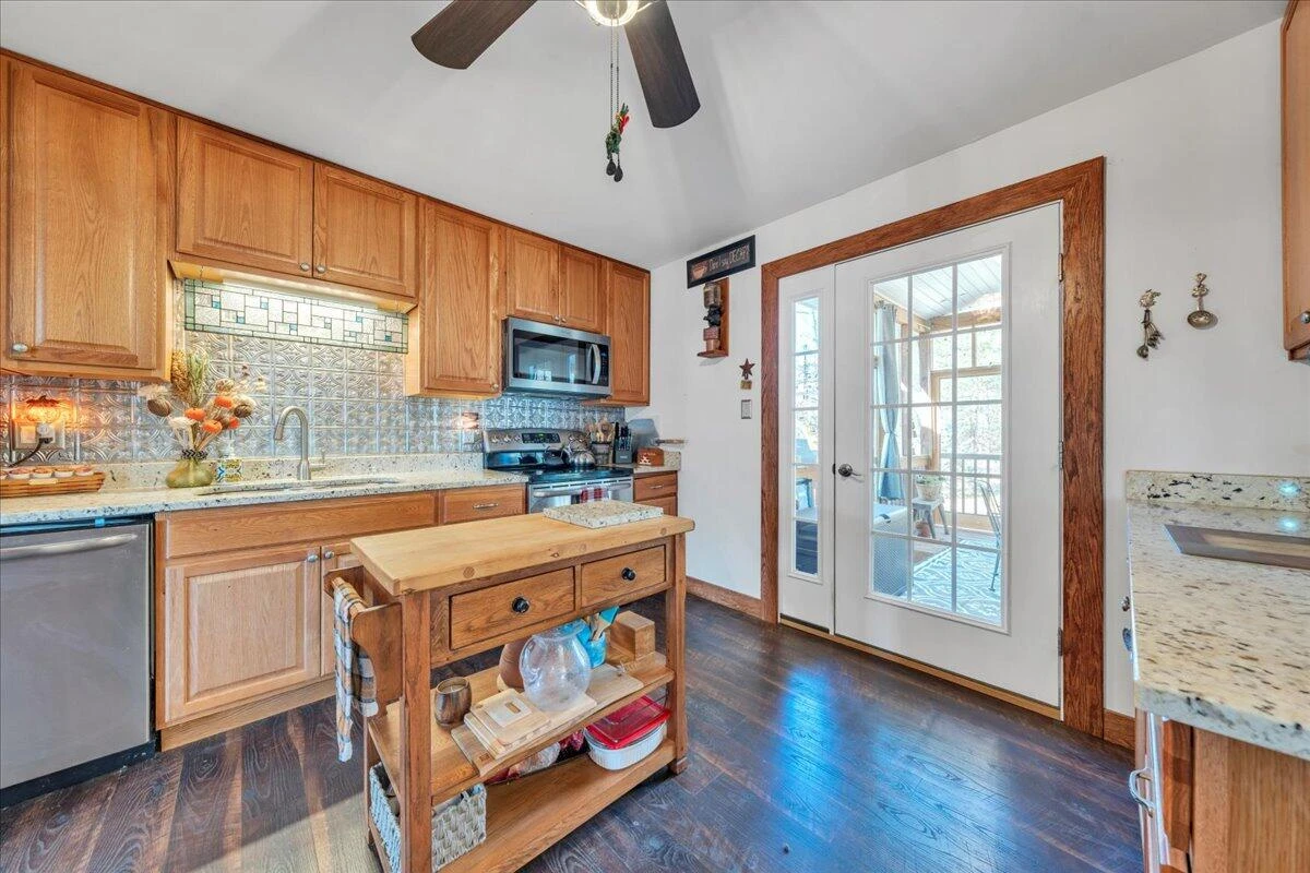 3745 Hummingbird LN - Photo 17