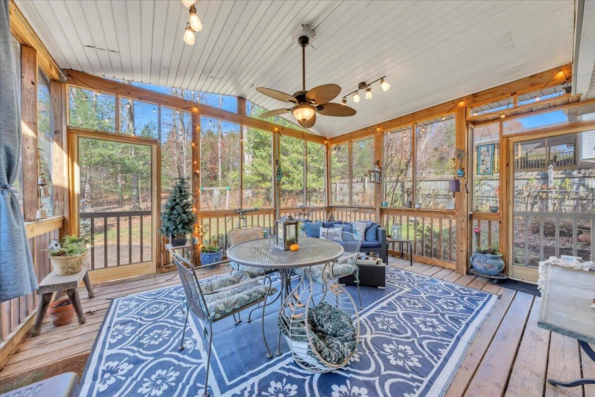 3745 Hummingbird LN - Photo 18