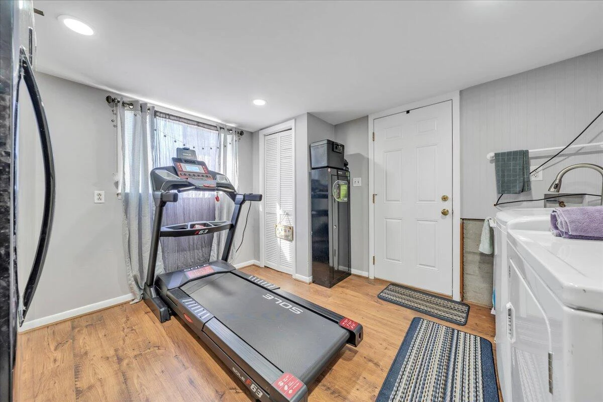 3745 Hummingbird LN - Photo 29