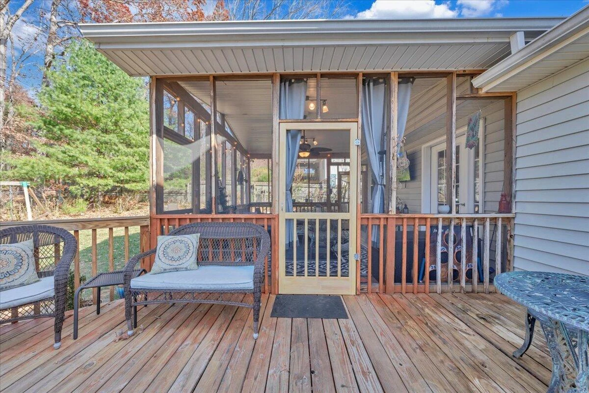 3745 Hummingbird LN - Photo 31