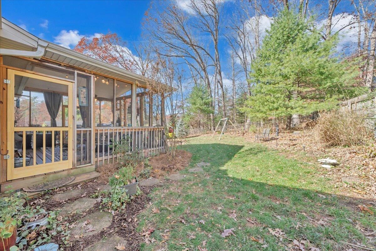 3745 Hummingbird LN - Photo 34