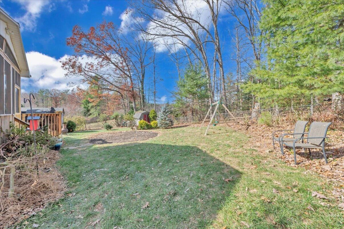3745 Hummingbird LN - Photo 35