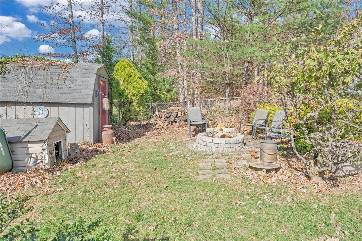 3745 Hummingbird LN - Photo 41