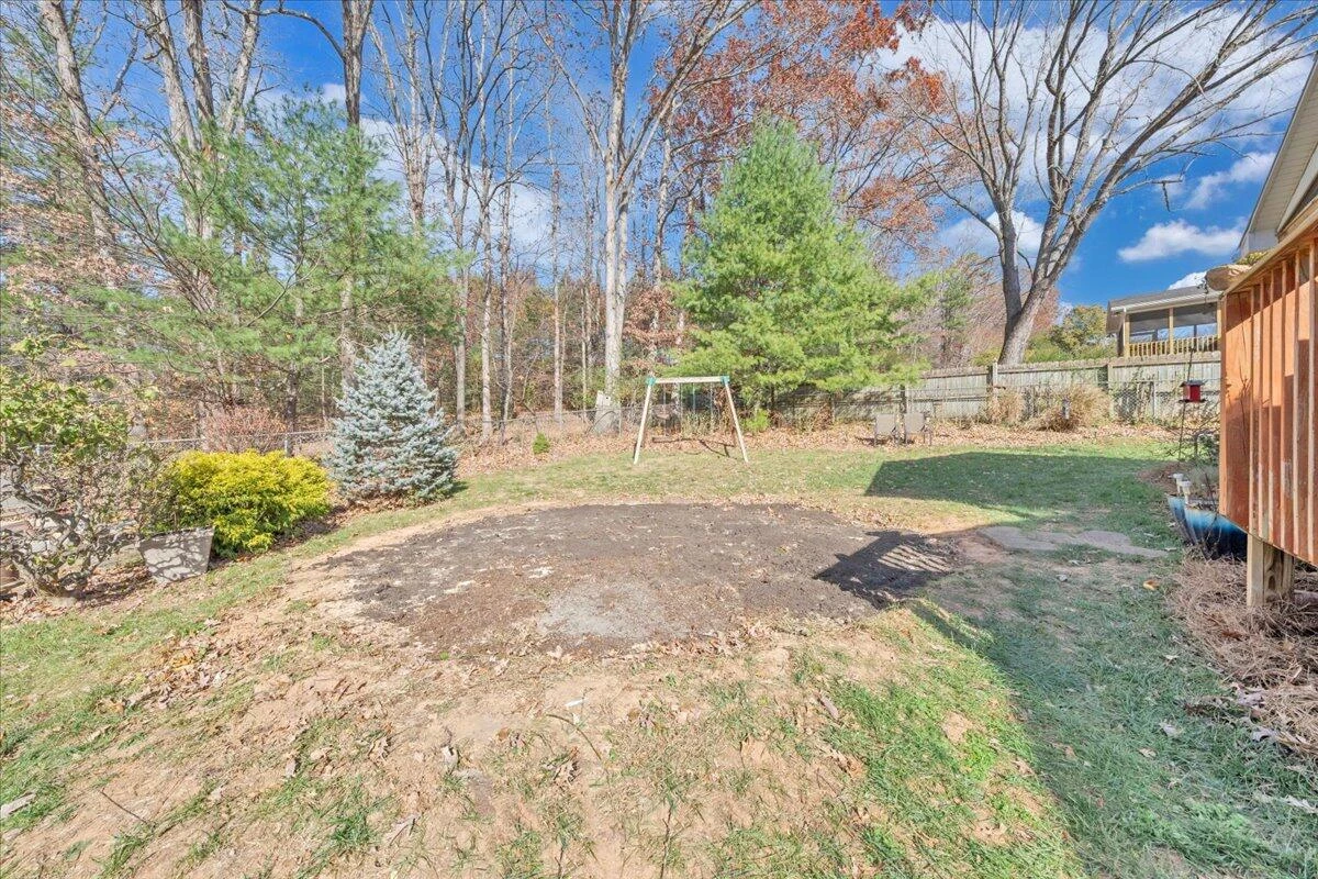 3745 Hummingbird LN - Photo 44