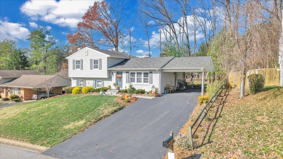 3745 Hummingbird LN - Photo 51