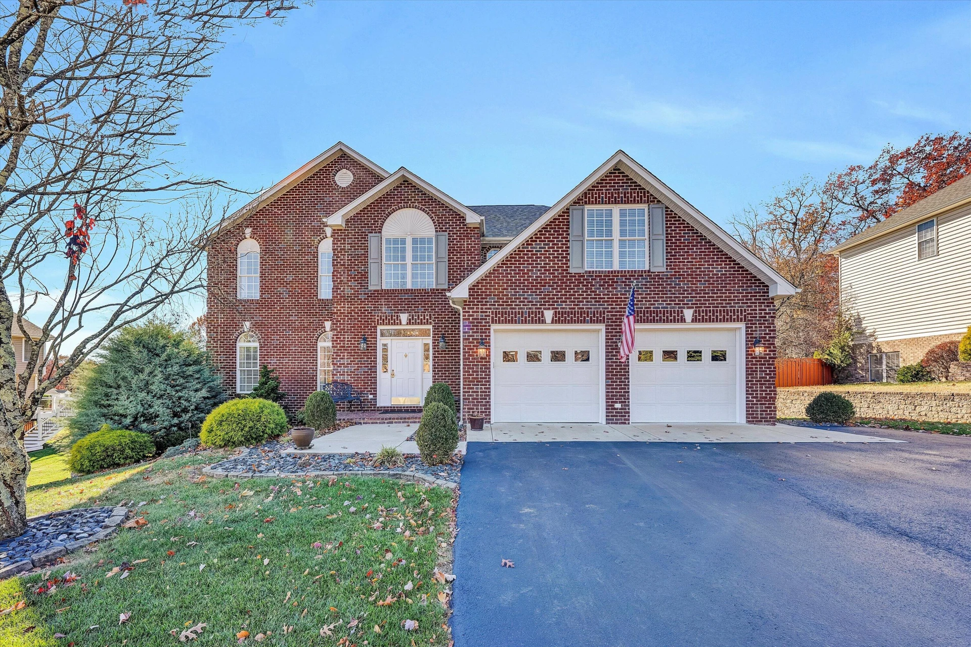 1607 Innsbrooke DR - Photo 2