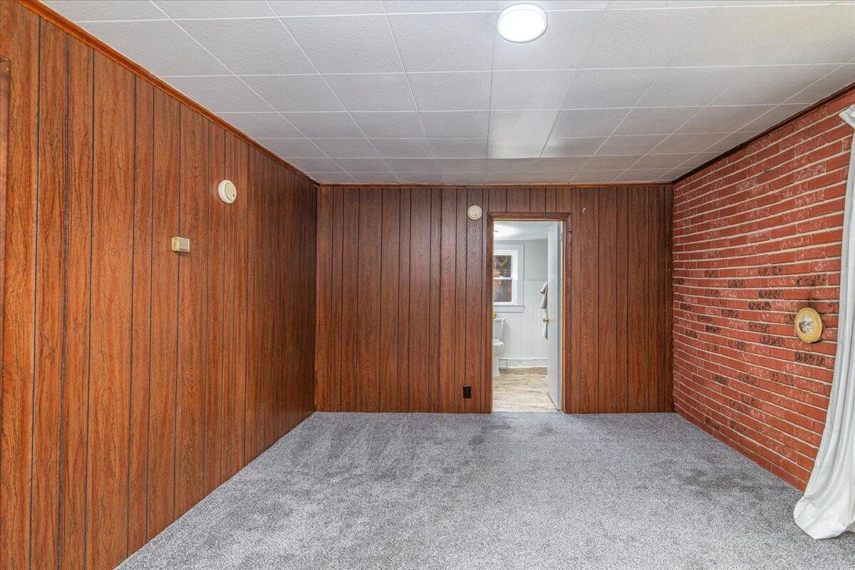 4668 Webbs Mill RD - Photo 19