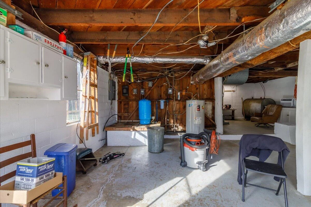 4668 Webbs Mill RD - Photo 27