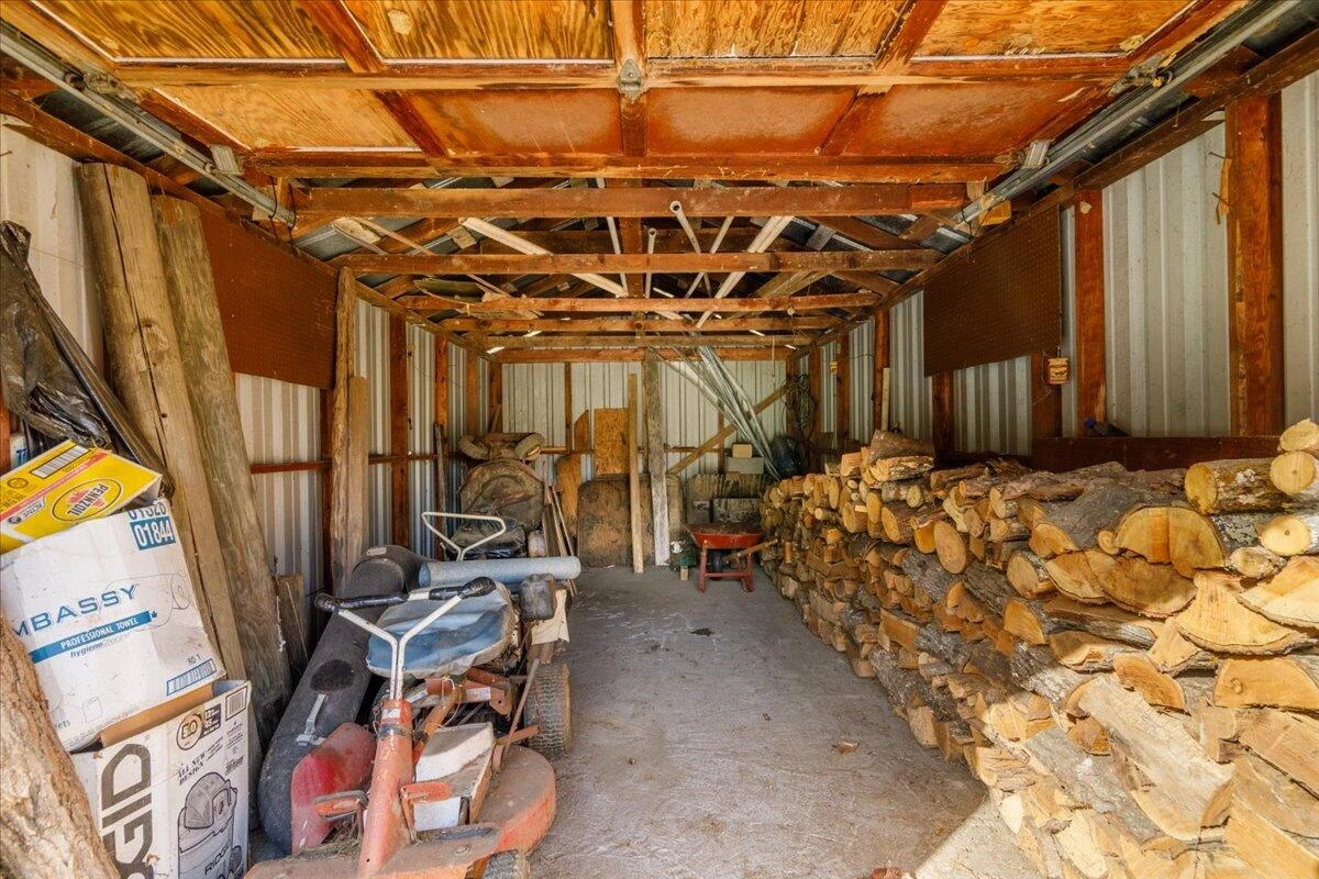 4668 Webbs Mill RD - Photo 29