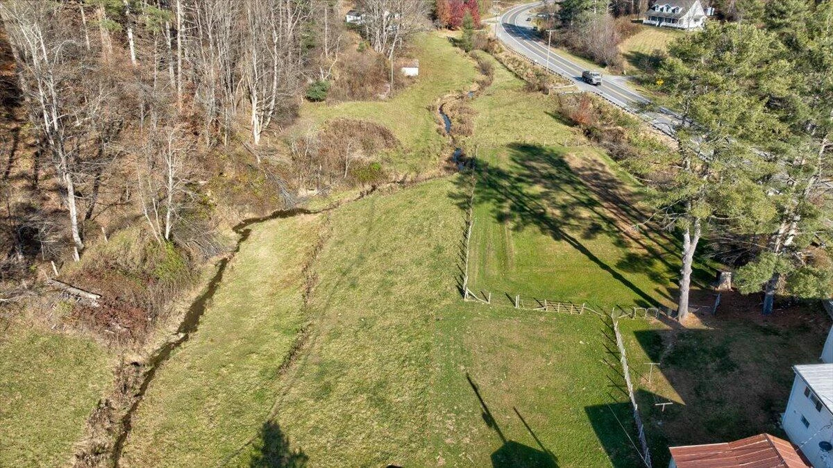 4668 Webbs Mill RD - Photo 41