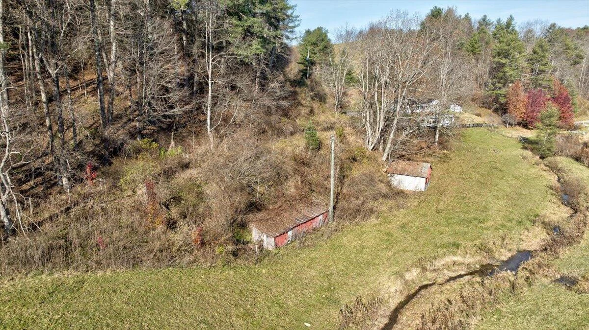 4668 Webbs Mill RD - Photo 46