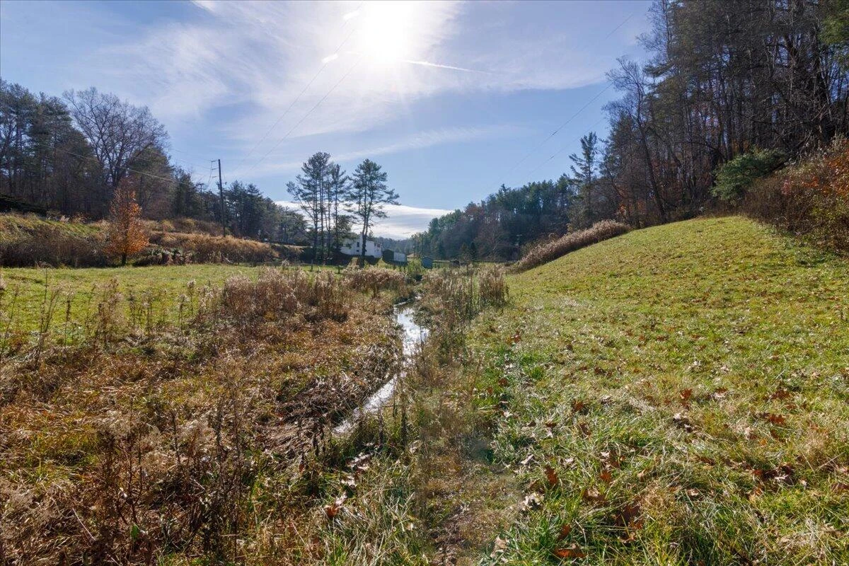 4668 Webbs Mill RD - Photo 50