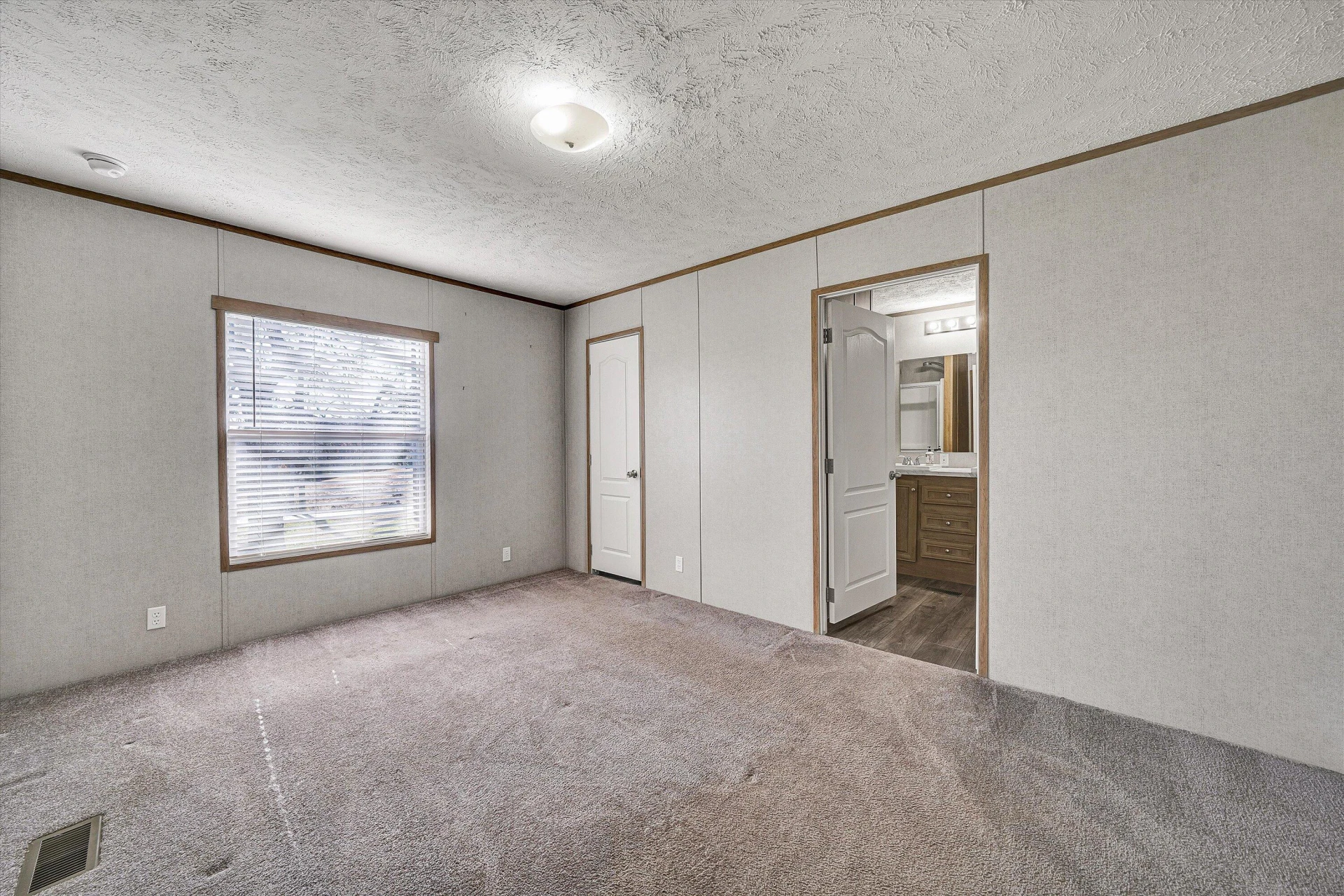1405 Doe Run RD - Photo 14