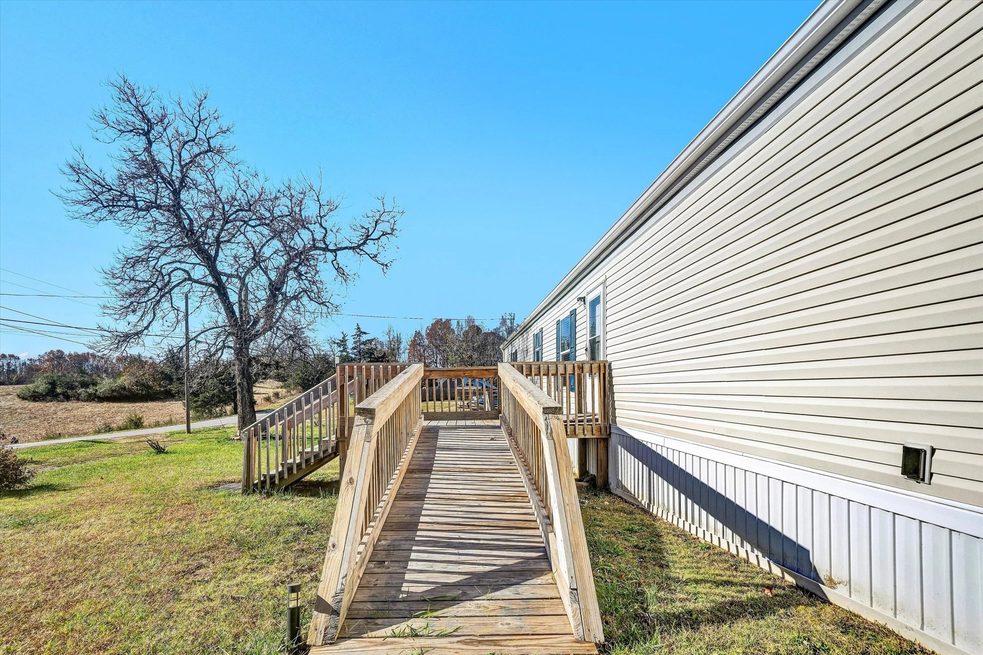 1405 Doe Run RD - Photo 3