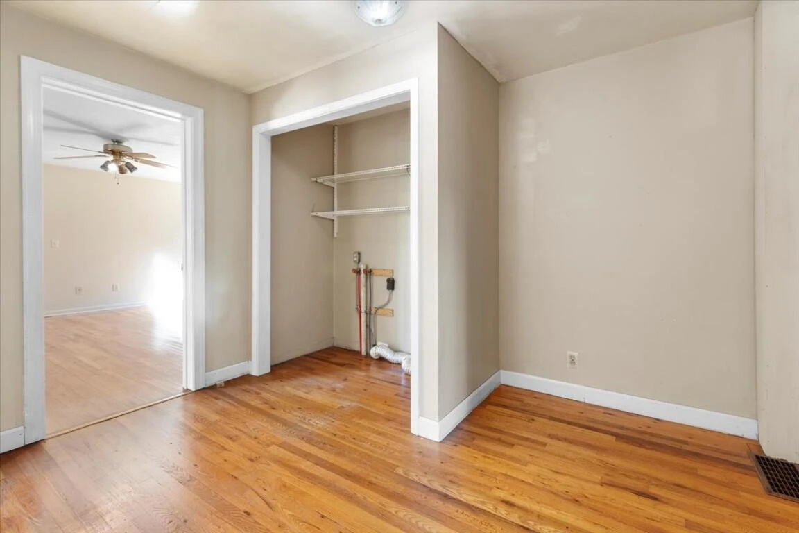 290 Crickett LN - Photo 18