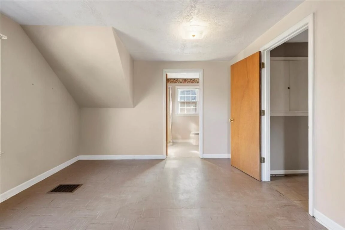 290 Crickett LN - Photo 50