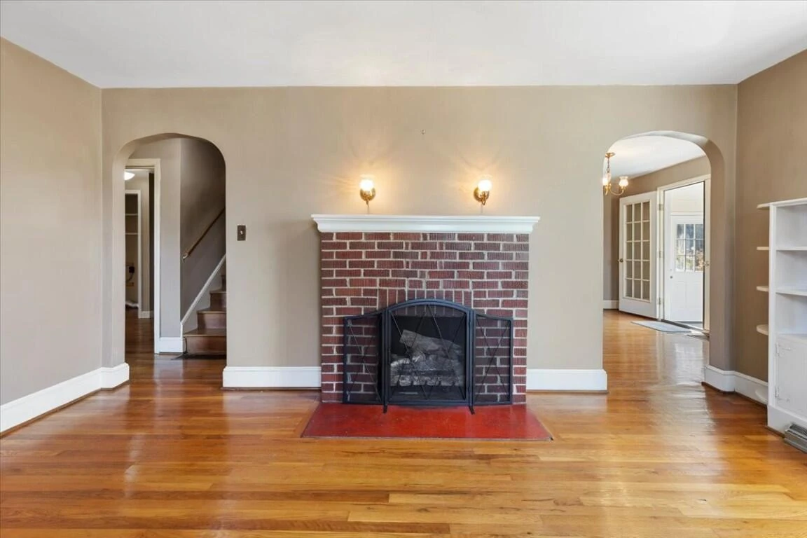 290 Crickett LN - Photo 12