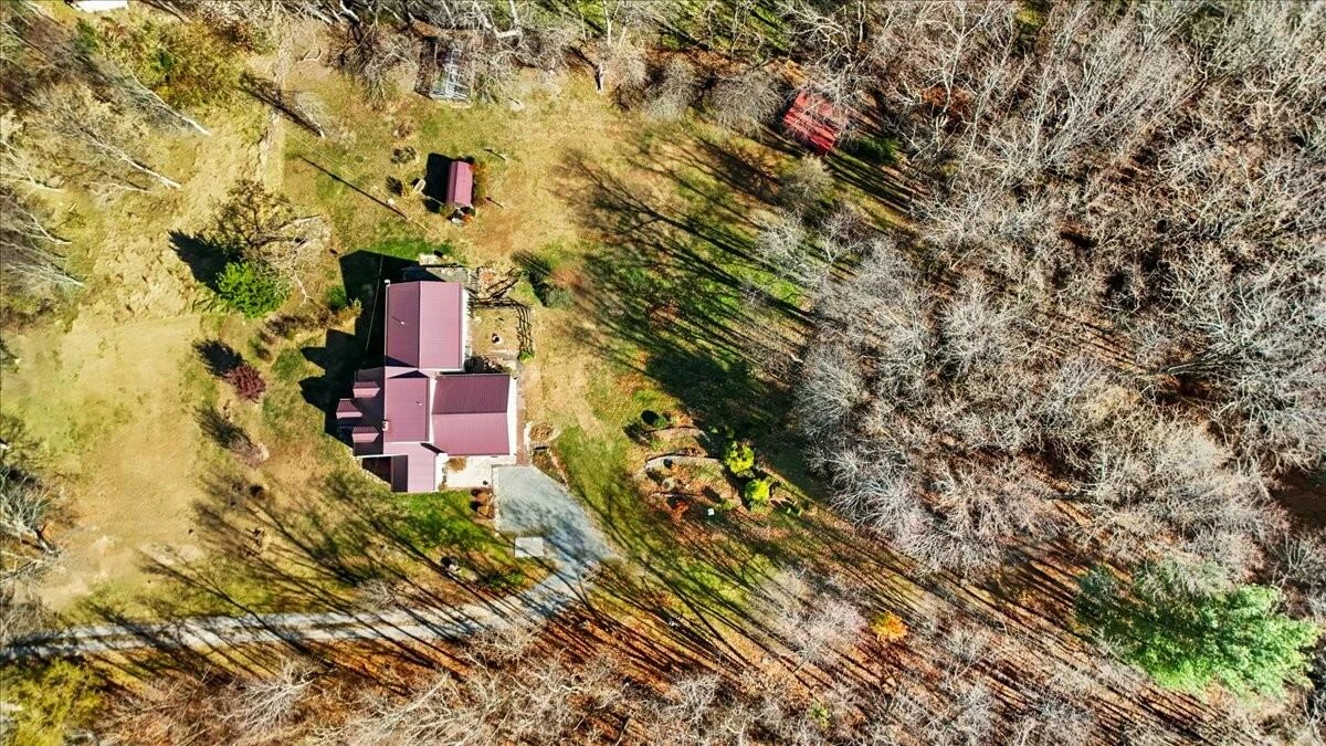 290 Crickett LN - Photo 84