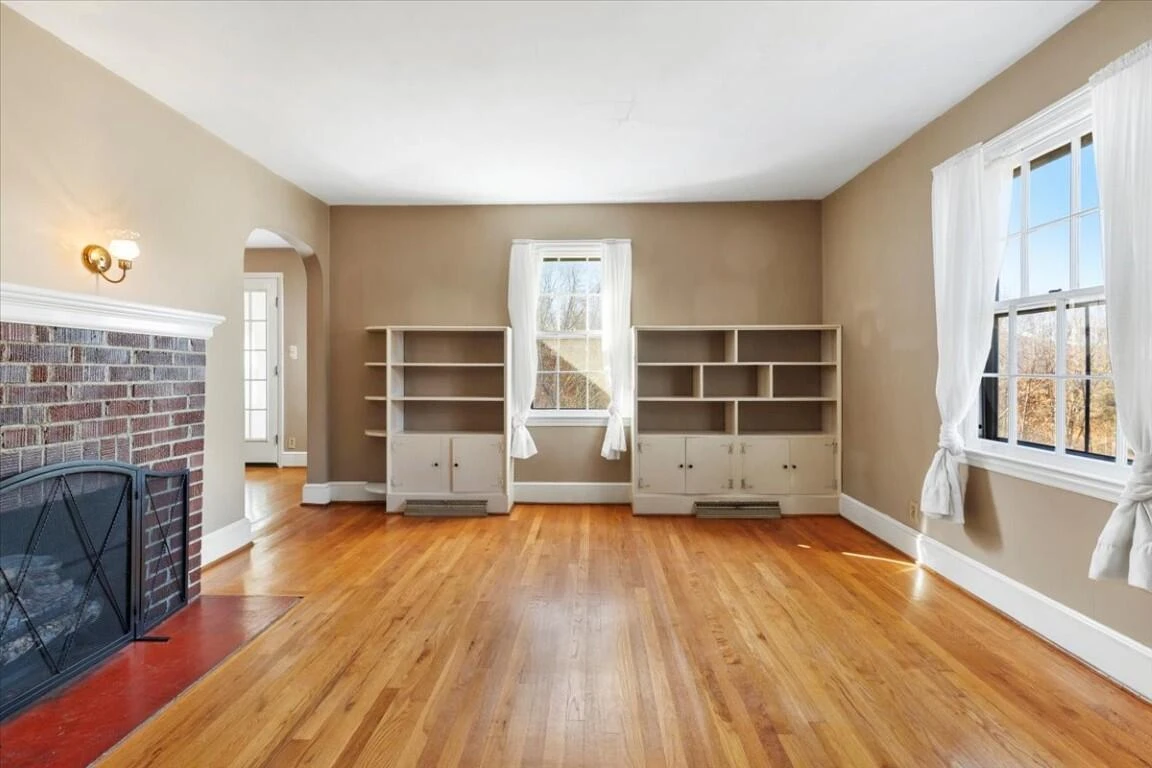 290 Crickett LN - Photo 13