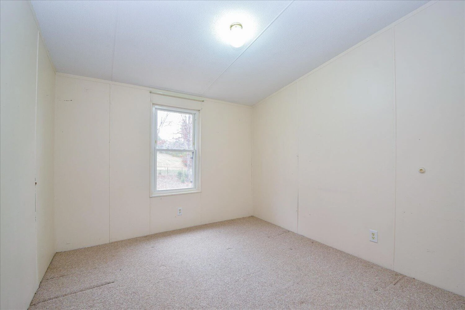 1214 Evelyn DR - Photo 16
