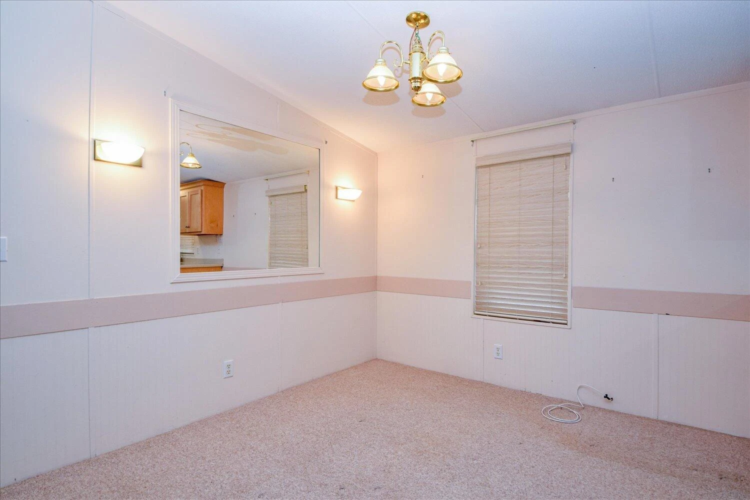 1214 Evelyn DR - Photo 5