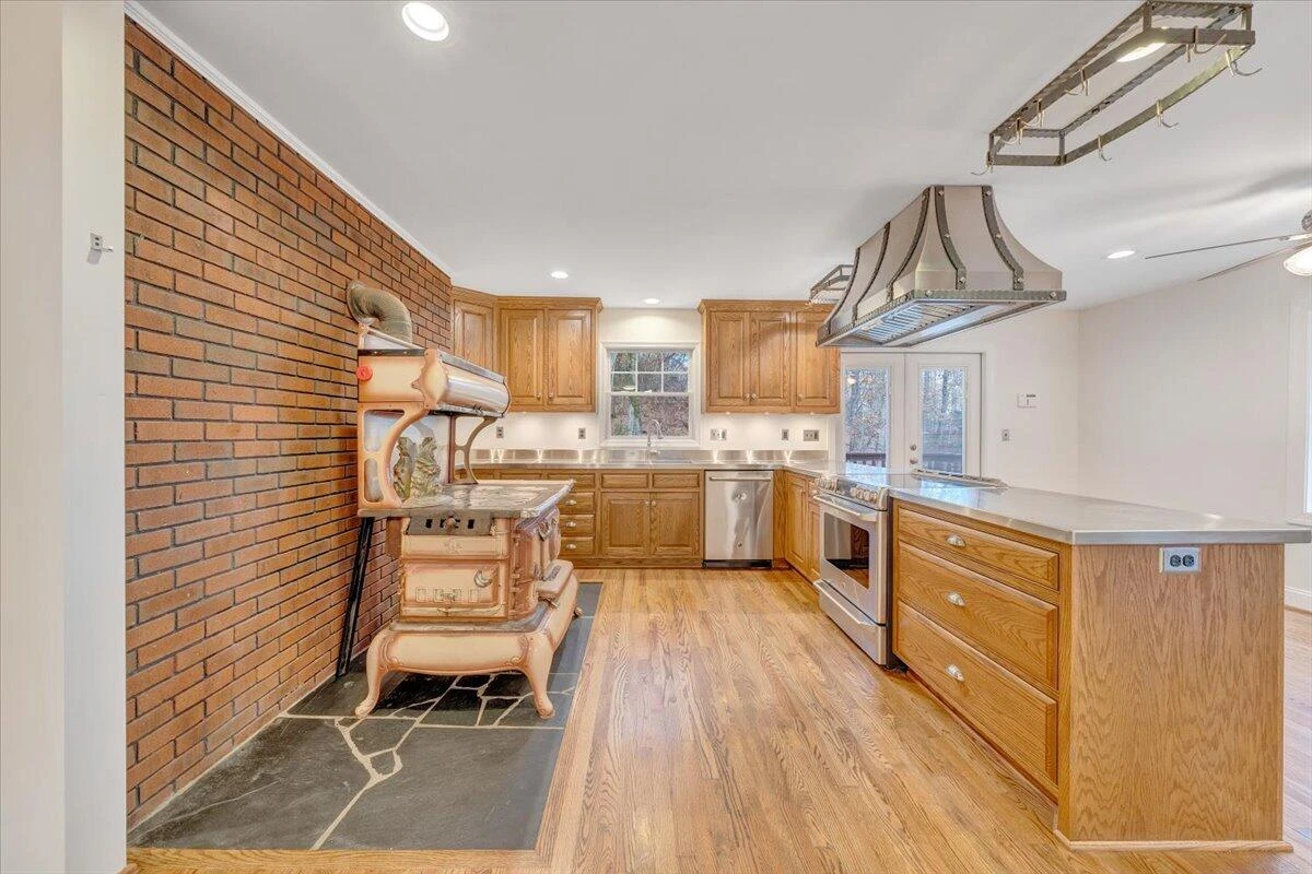 3054 Loch Haven DR - Photo 16