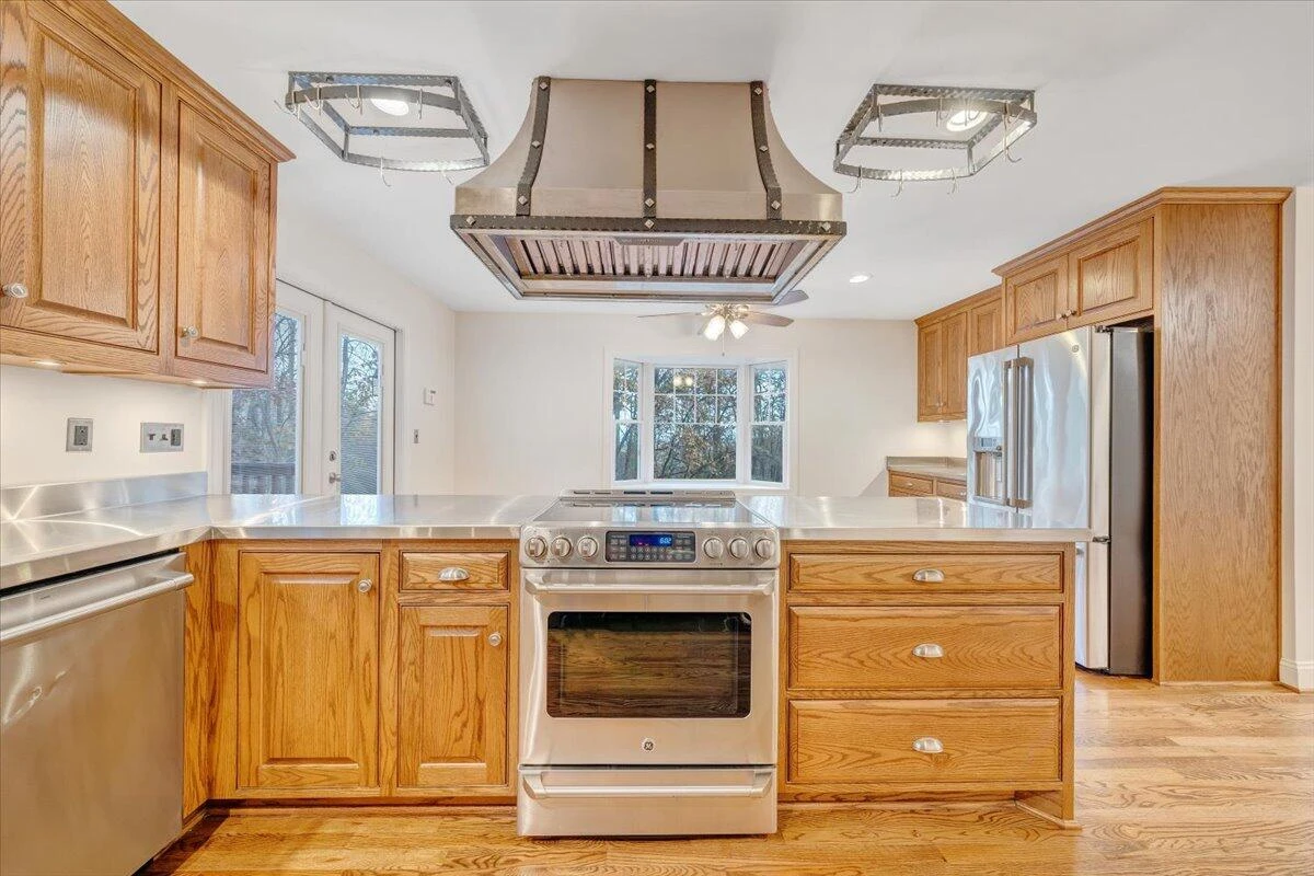 3054 Loch Haven DR - Photo 18