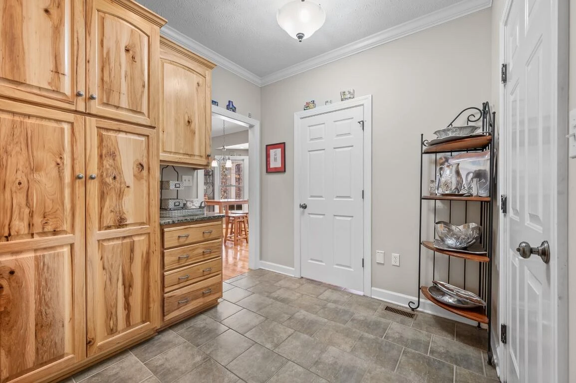 1422 Hidden Oaks LN - Photo 28