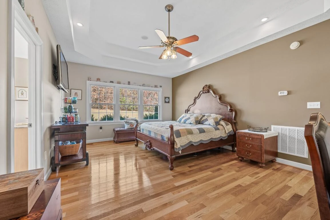 1422 Hidden Oaks LN - Photo 31