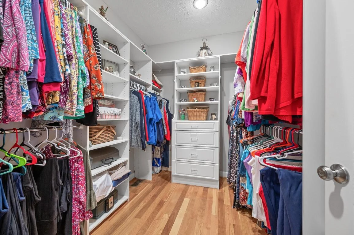 1422 Hidden Oaks LN - Photo 36