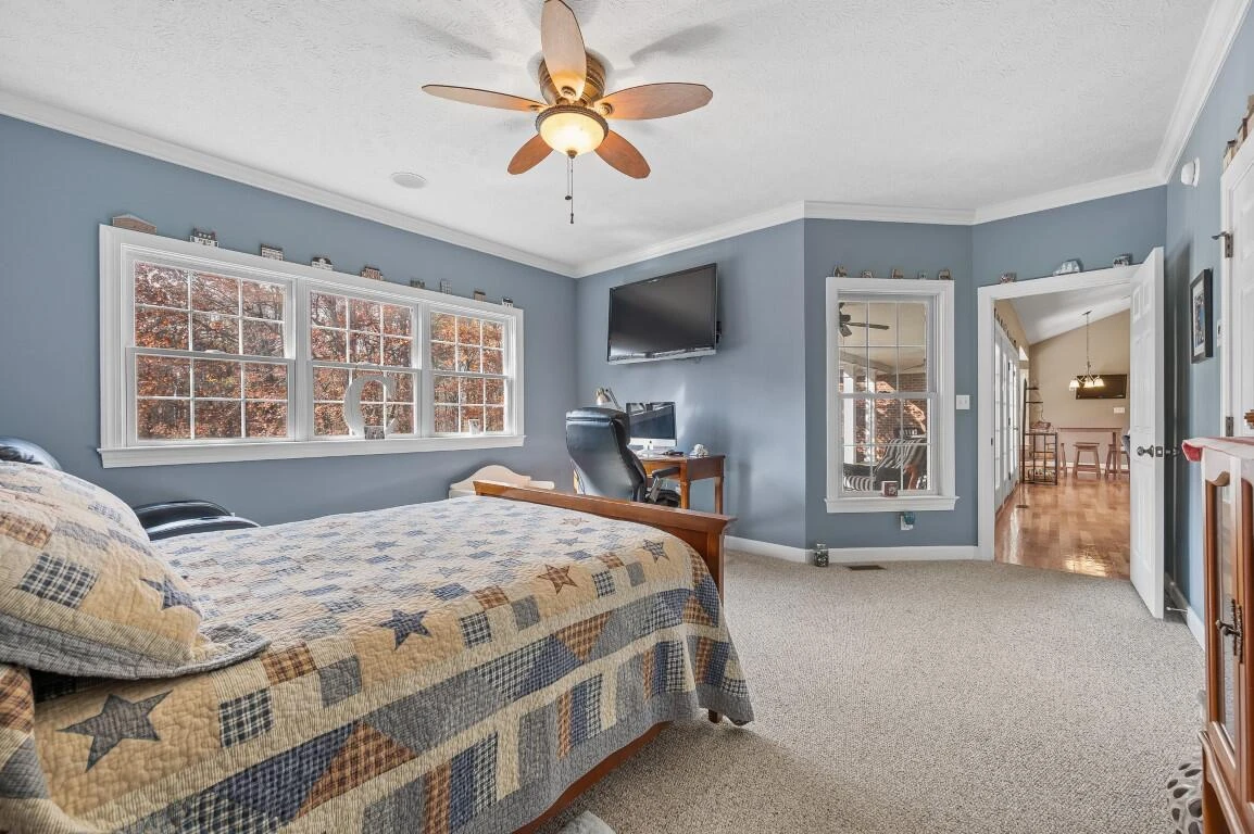 1422 Hidden Oaks LN - Photo 43