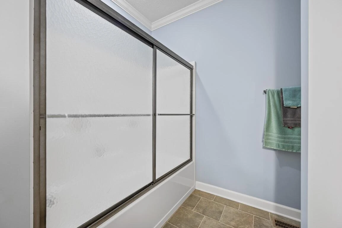 1422 Hidden Oaks LN - Photo 46