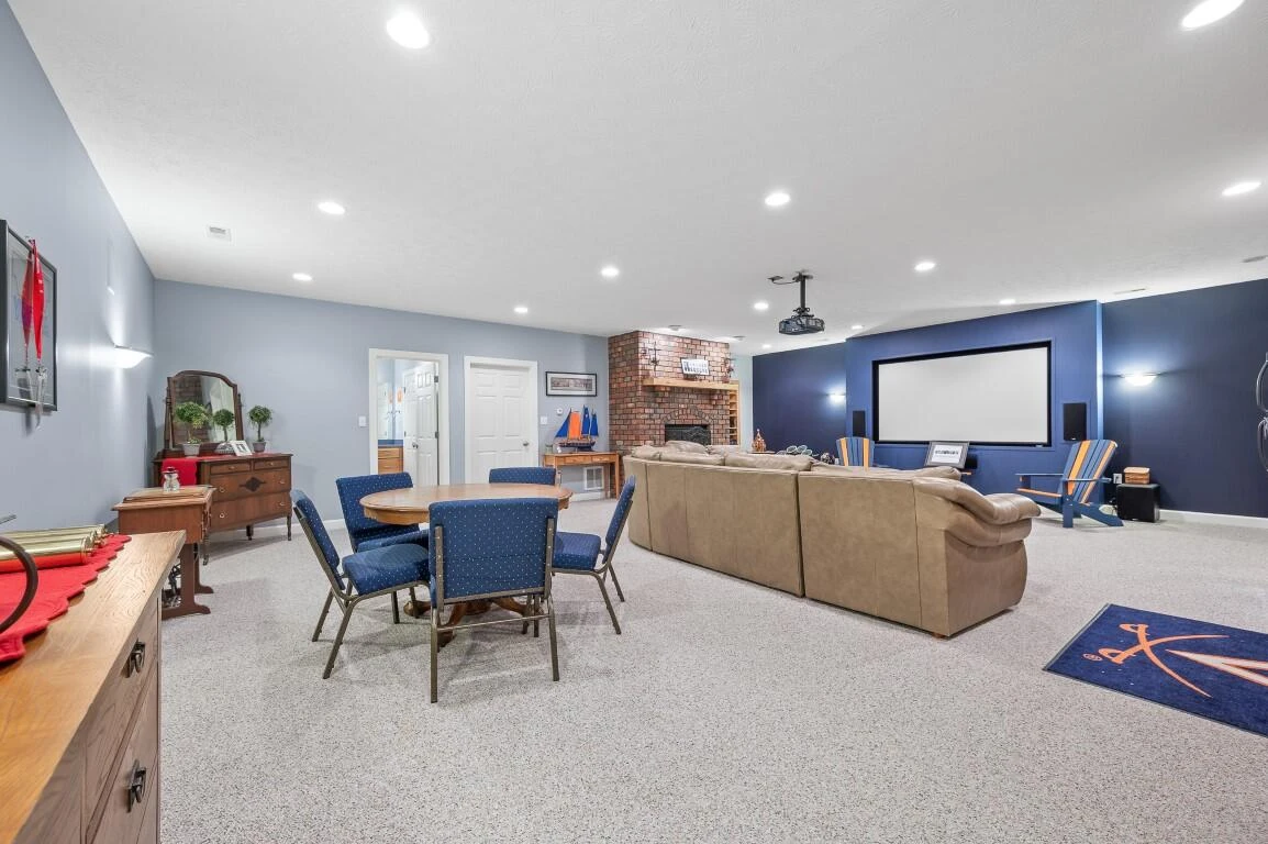 1422 Hidden Oaks LN - Photo 50