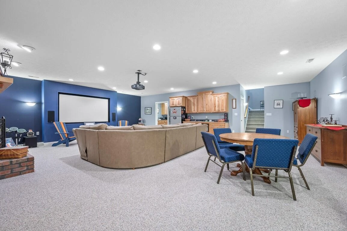 1422 Hidden Oaks LN - Photo 51
