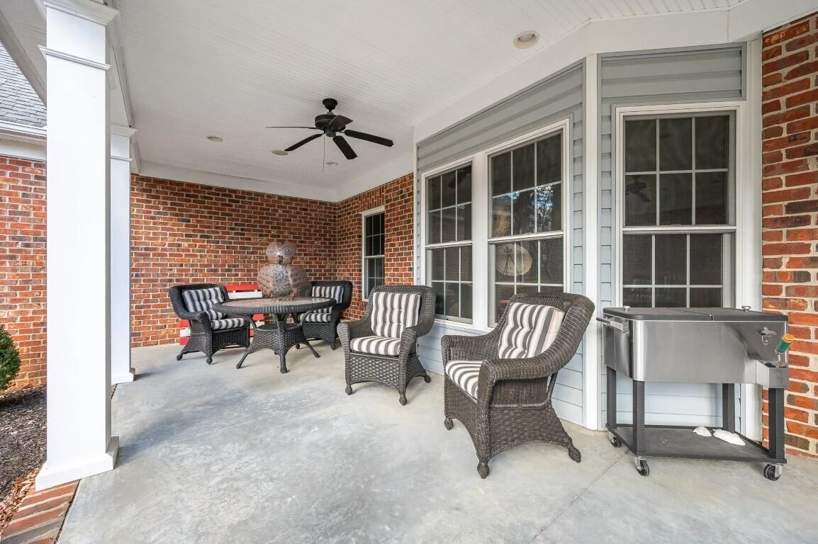 1422 Hidden Oaks LN - Photo 64