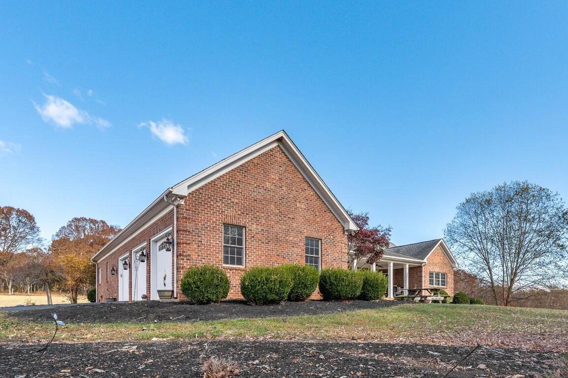 1422 Hidden Oaks LN - Photo 66